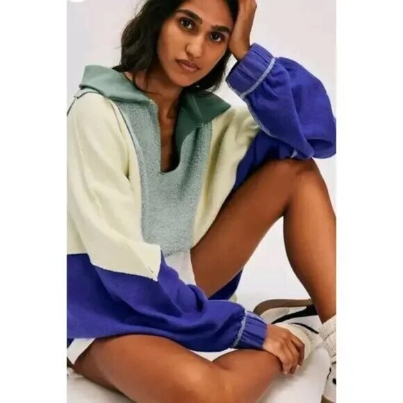 NWT Free People Sidewalk Sweatshirt Mallard Combo size- MEDIUM - Picture 2 of 5